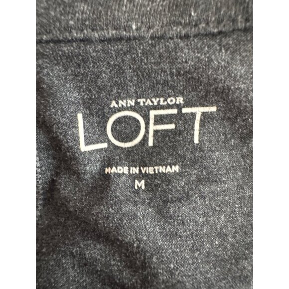 Ann Taylor Loft Womens size medium Raglan Sleeve Animal Print Top - Picture 3 of 4